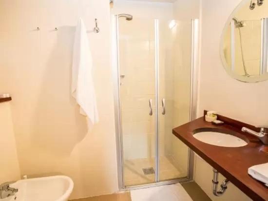 Hotel Kalima Caldes D'Estrach Eksteriør bilde